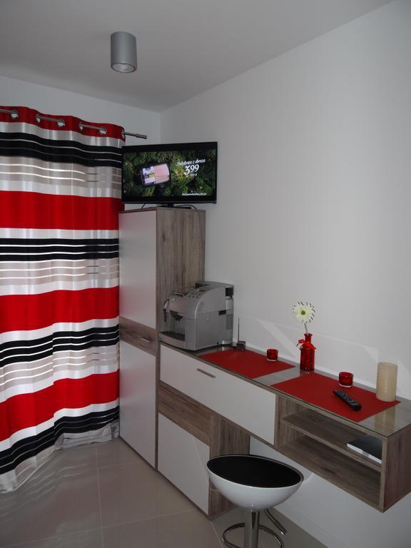 Apartamenty Metro Mlociny Varsóvia Quarto foto